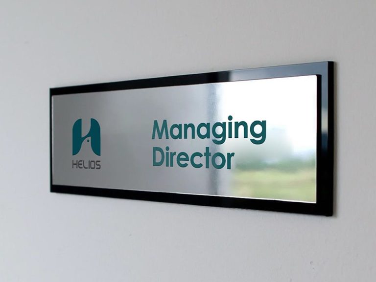 طراحی تابلوهای شرکت دارویی هلیوس