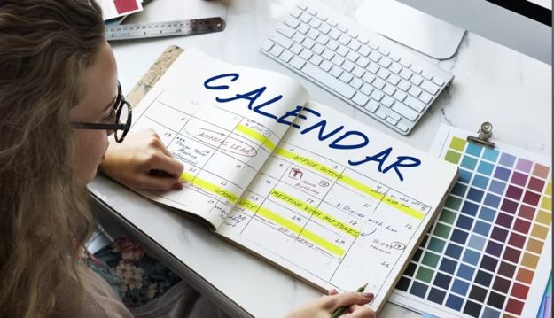 آموزش تنظیم تقویم محتوا آموزش تنظیم تقویم محتوا